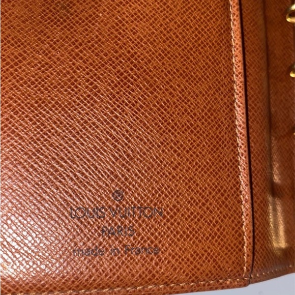 Authentic Louis Vuitton Monogram Agenda Cover - Picture 7 of 12